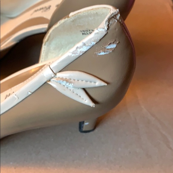 Heels - Picture 3 of 5